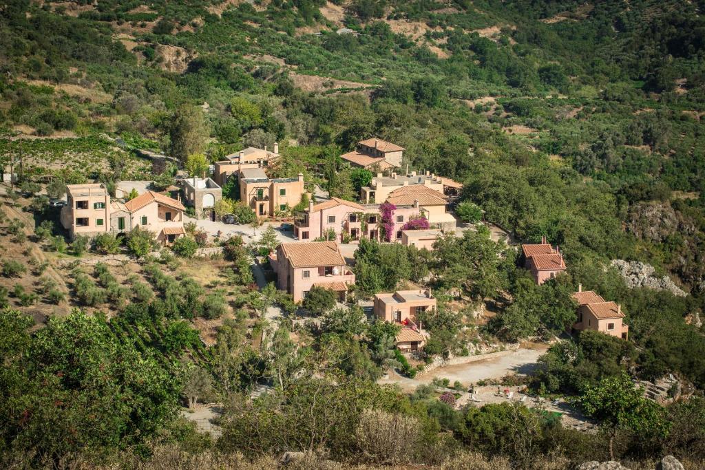 Enagron Ecotourism Village Axós Exteriör bild